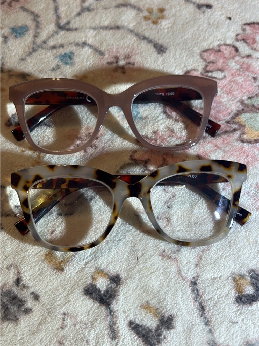 TAHARI Cat-Eye Reading Glasses Duo — Mauve and Tortoiseshell. +3.00 2 pair lot.